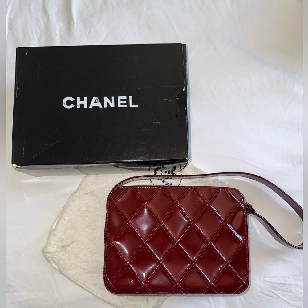 CHANEL Vintage Burgandy Patent Quilted Leather Small Shoulder Bag